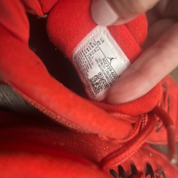 Nike Jordan Youth Air 9 Retro Chile Red Size 4 - Picture 3 of 6